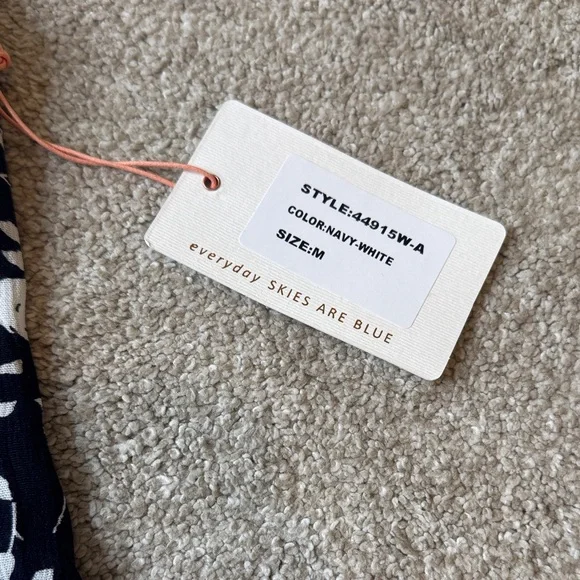 Skies Are Blue Strappy Floral Print Women's Cami Tank Top Navy White Size Medium - Picture 6 of 12